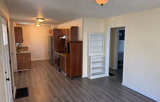 2 beds, 1 bath, $1,200