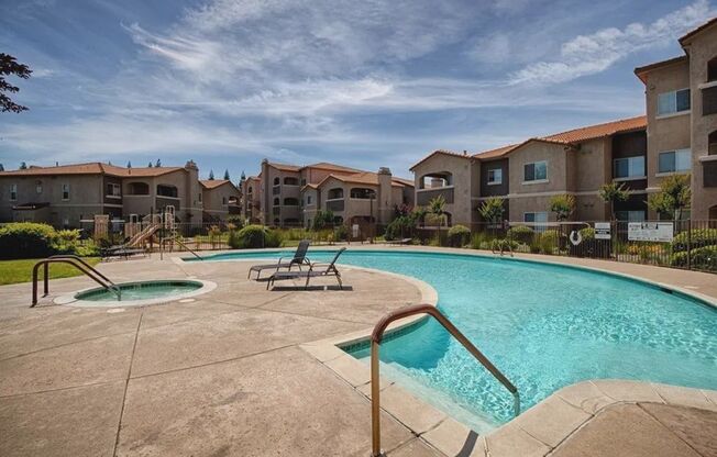 2 beds, 2 baths, 1,057 sqft, $1,995, Unit 1626