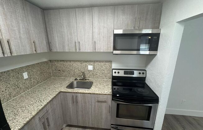 2 beds, 1 bath, $1,895, Unit F204