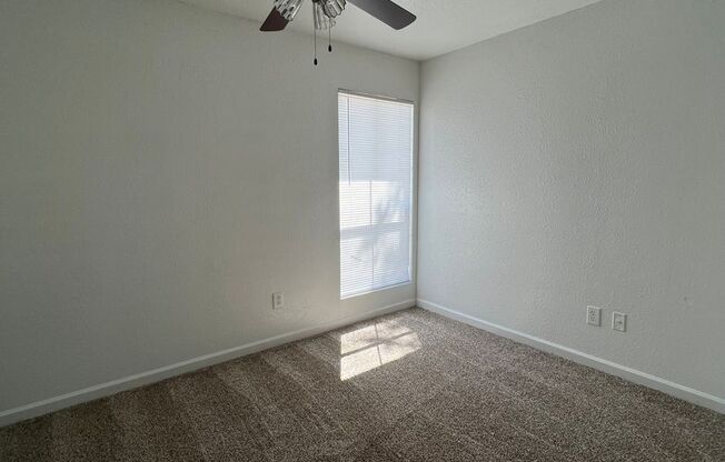 2 beds, 2 baths, 914 sqft, $1,095, Unit 22-904