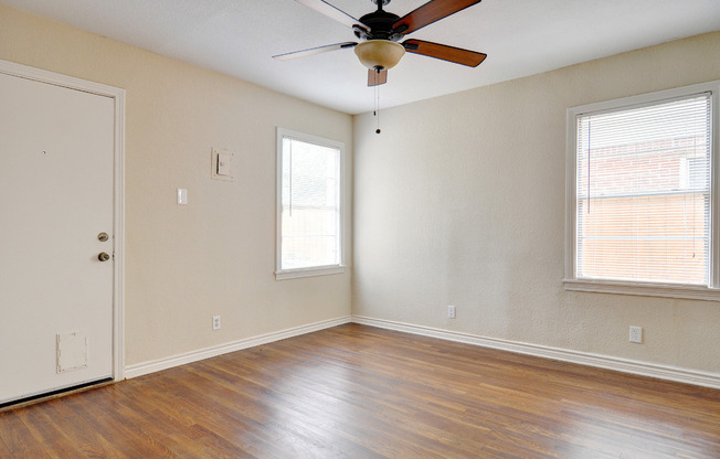 3 beds, 1 bath, $1,750