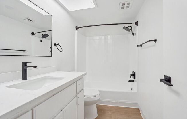 1 bed, 1 bath, 650 sqft, $1,748, Unit 118