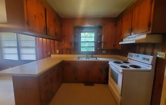 3 beds, 1 bath, $1,250