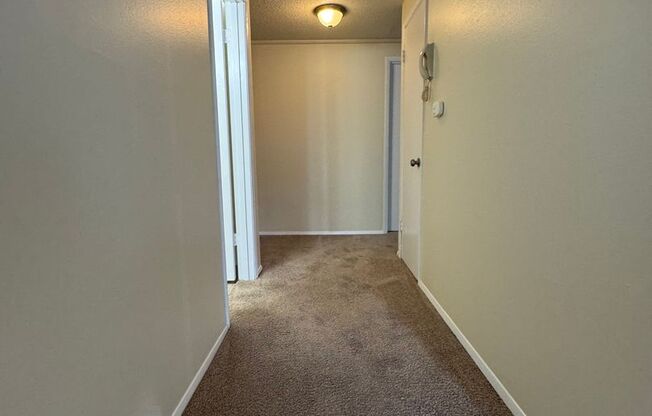 2 beds, 1 bath, 759 sqft, $2,495, Unit 19