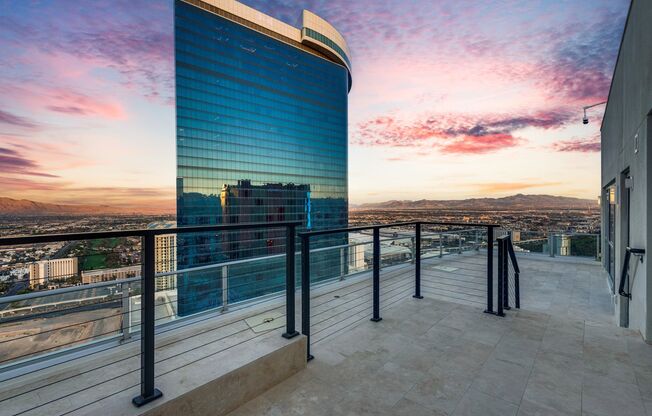 3 beds, 5 baths, $18,975, Unit # 4305