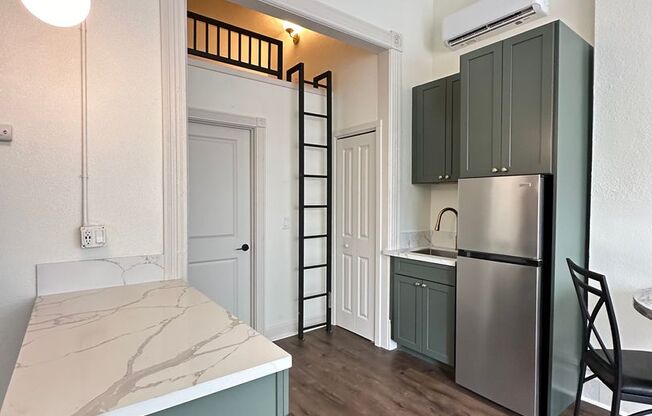 Studio, 1 bath, 166 sqft, $2,395, Unit 205