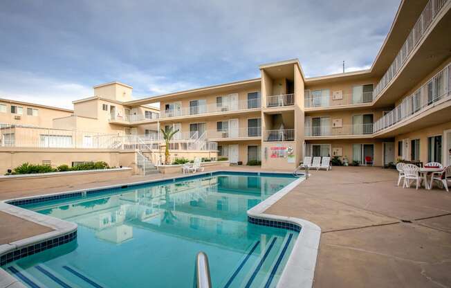 Apartment Building in Northridge Pool