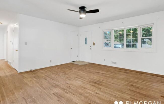 3 beds, 1 bath, $1,600