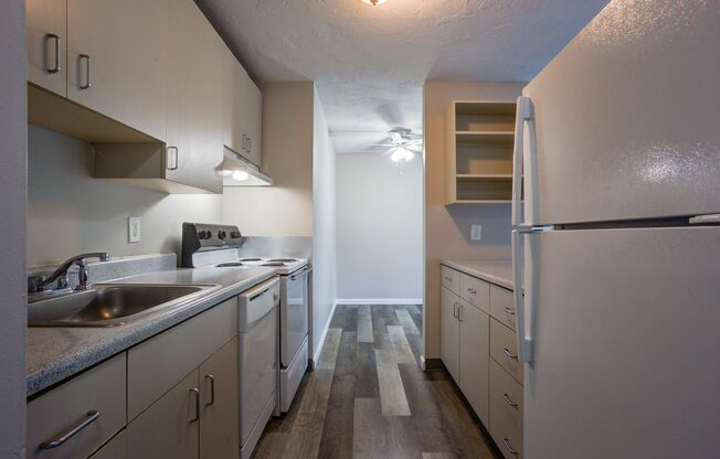 2 beds, 1 bath, 952 sqft, $1,525, Unit 204