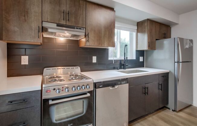 Studio, 1 bath, 230 sqft, $1,795, Unit 4820-7