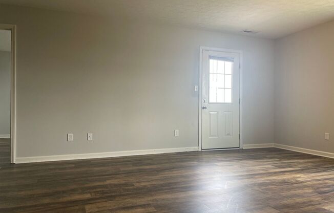 1 bed, 1 bath, $750, Unit 355F