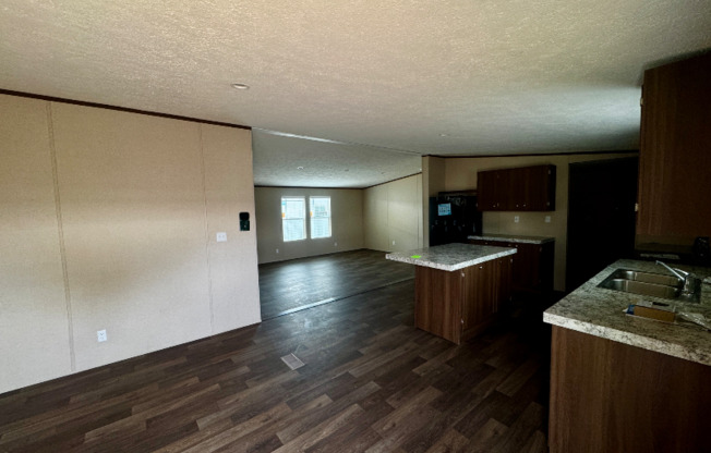 1106 MESQUITE DR
