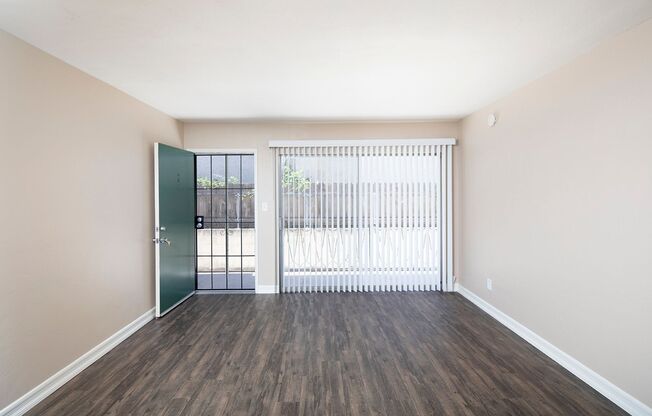 543 F Avenue