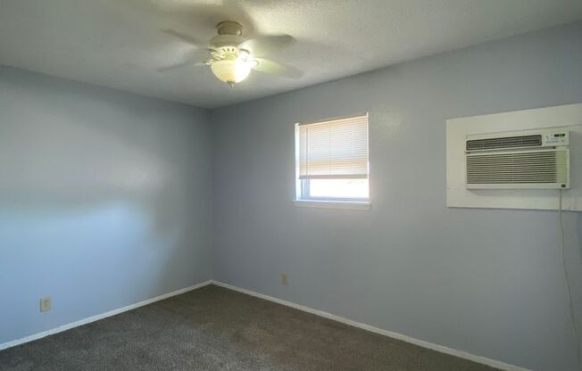 1 bed, 1 bath, 675 sqft, $699, Unit D:1908-13