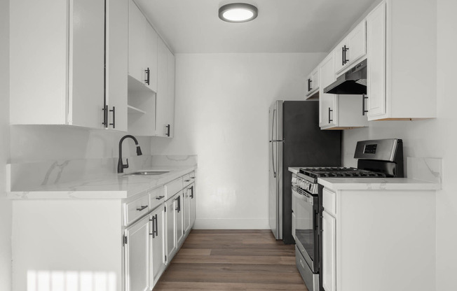 3933 - 3939 Nicolet Ave