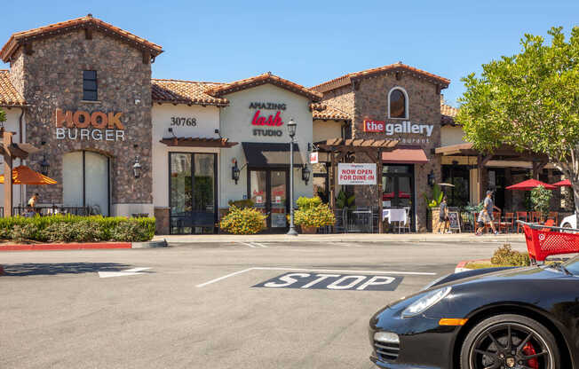 10 minutes away from the Shoppes at Westlake Village.