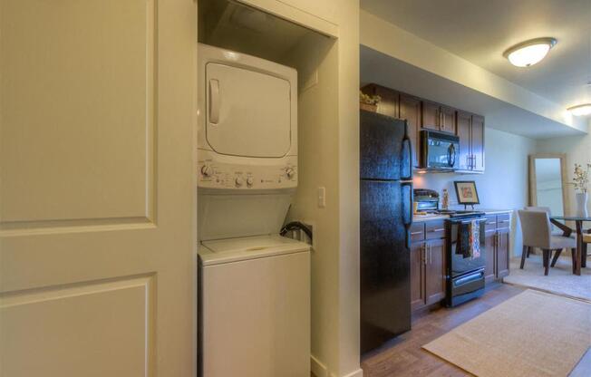 Washer and Dryer | Urban Center Apartments in Lynnwood