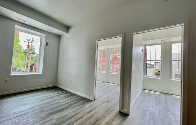 2 beds, 1 bath, 735 sqft, $1,940, Unit 207