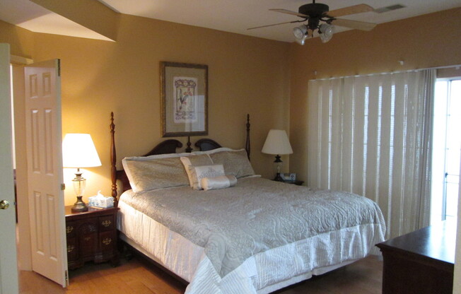 2 beds, 2 baths, $1,450, Unit UNIT 8 1