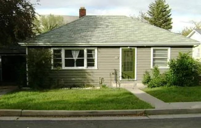Charming 2 Bedroom Home in Downtown Reno