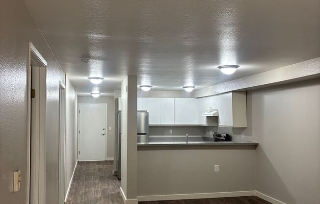 1 bed, 1 bath, 715 sqft, $1,695, Unit 217