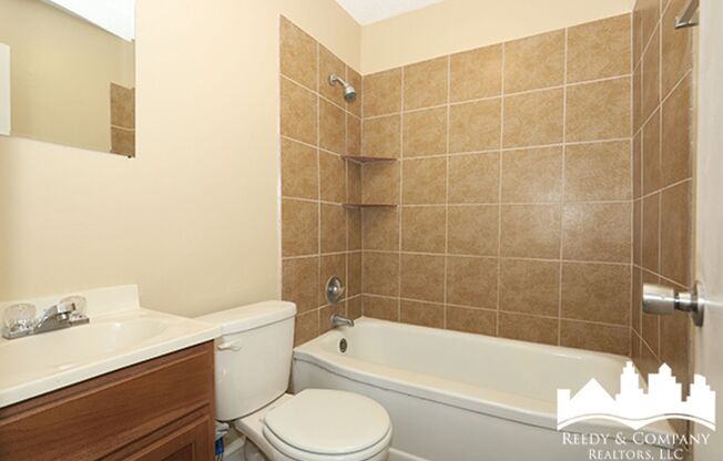 Welcome to 3765 Miami Ave!