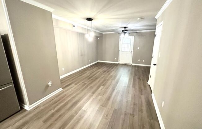 Newly Remodeled Condo/Townhouse!
