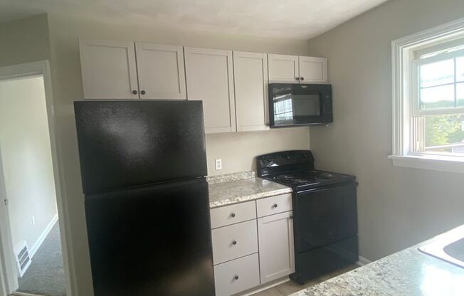 1 bed, 1 bath, 750 sqft, $950