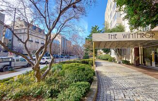 Furnished Studio Apt. in Dupont Circle. All Utilities Included...Available March 1s!