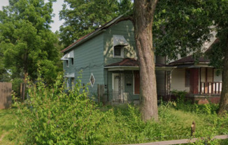 S Belmont Ave