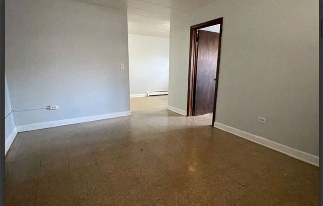 33rd Ave Apartments