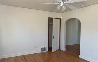 1 bed, 1 bath, $950, Unit PM 195-3 - Apt. 3