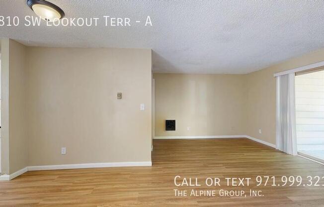 9810 SW LOOKOUT TER