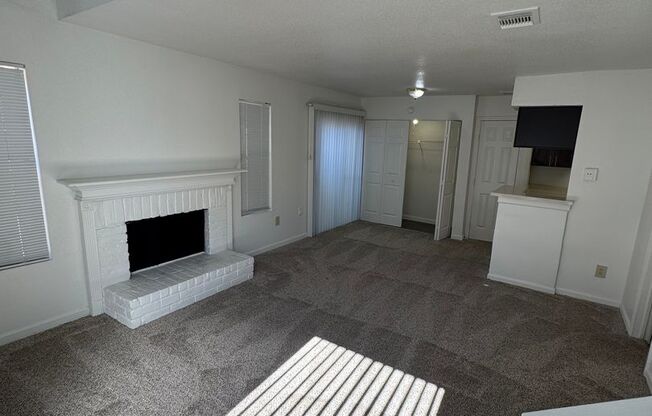 1 bed, 1.5 baths, 866 sqft, $1,150, Unit 2501