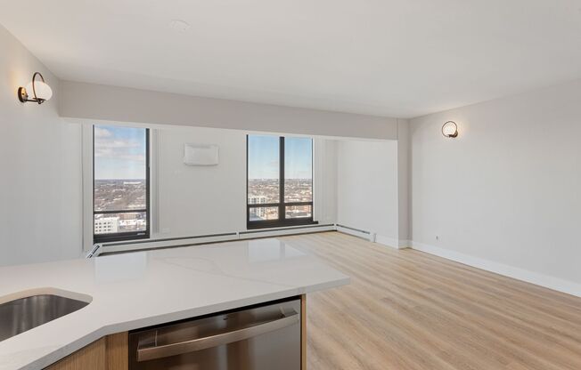 1 bed, 1.5 baths, 662 sqft, $2,400, Unit 18L