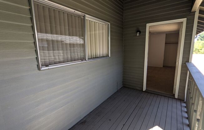 3 beds, 1.5 baths, 1,500 sqft, $1,912, Unit 2802-1