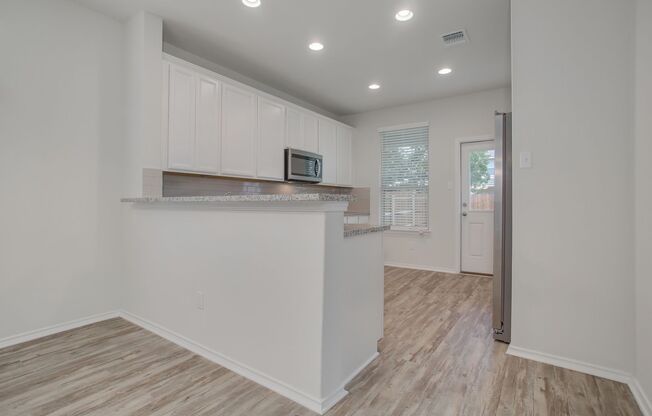 136 Spotted Rail Ridge Leander, TX 78641