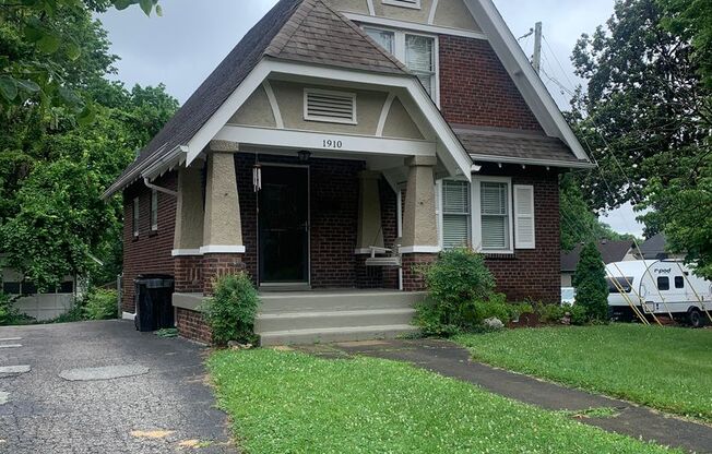 Highlands 2 bedroom 1 bath