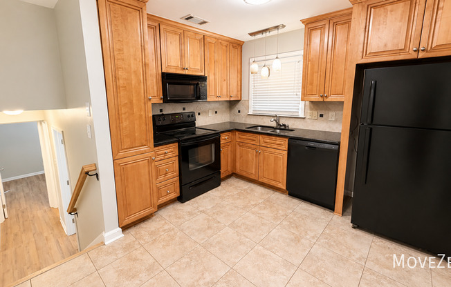 3331 DONOVAN PL