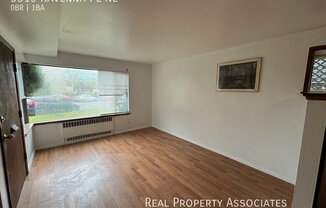 5315 RAVENNA PL NE
