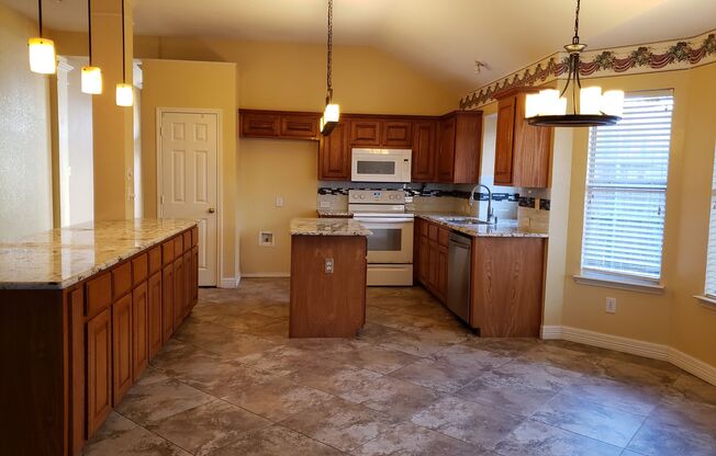 Frisco, 4 beds house -Located next Main st & Preston,