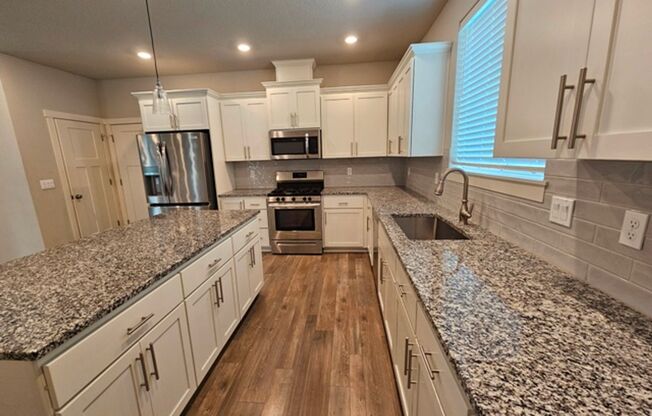 5Bd/3Ba Two Story House - For viewing!
