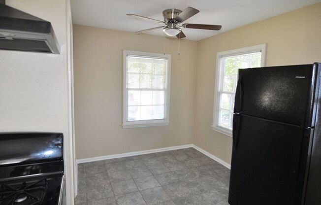 2 beds, 1 bath, $1,495