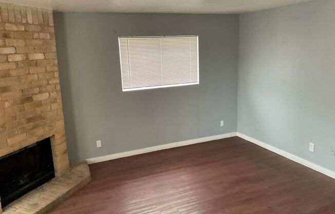 2 beds, 2 baths, $1,200, Unit 8923-B