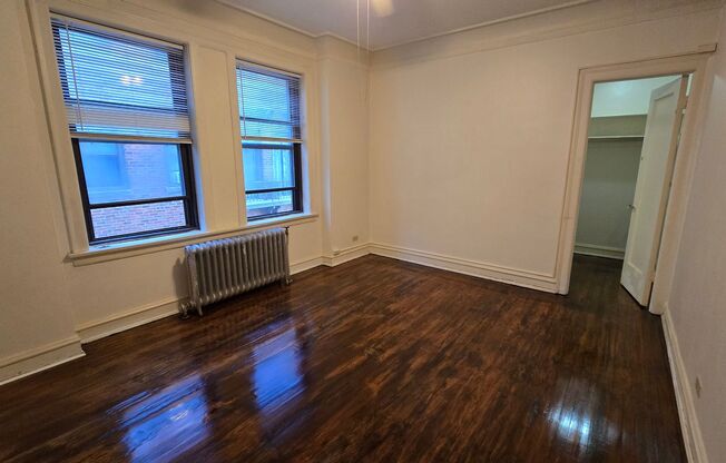 Studio, 1 bath, 400 sqft, $825, Unit 603