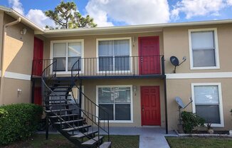 Spacious 2 Bedroom, 1 Bathroom Condo