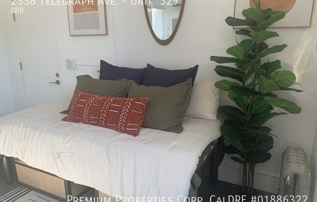 2338 TELEGRAPH AVE