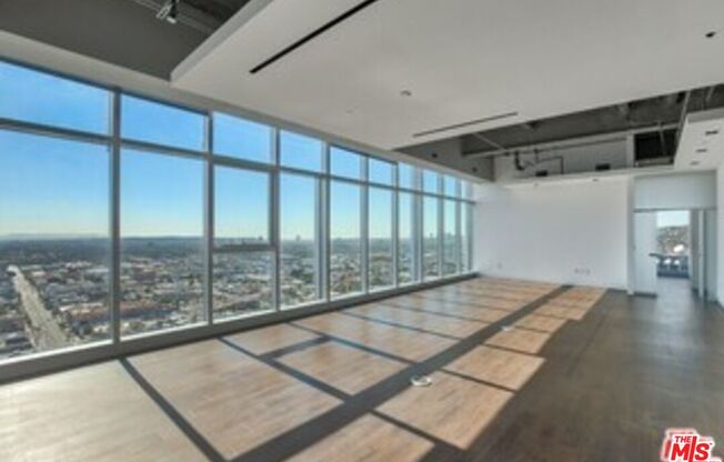 1 bed, 1 bath, 858 sqft, $4,545, Unit 1403