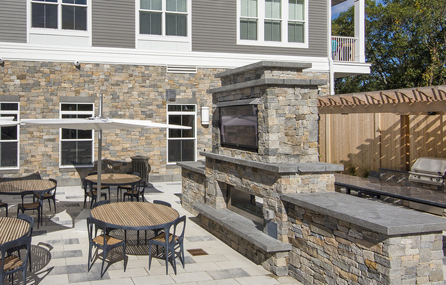 Outdoor Deck, Private Dining and BBQ Area