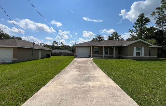 Amazing, 3 Bedroom,2 Bathroom Home in Ocala!!